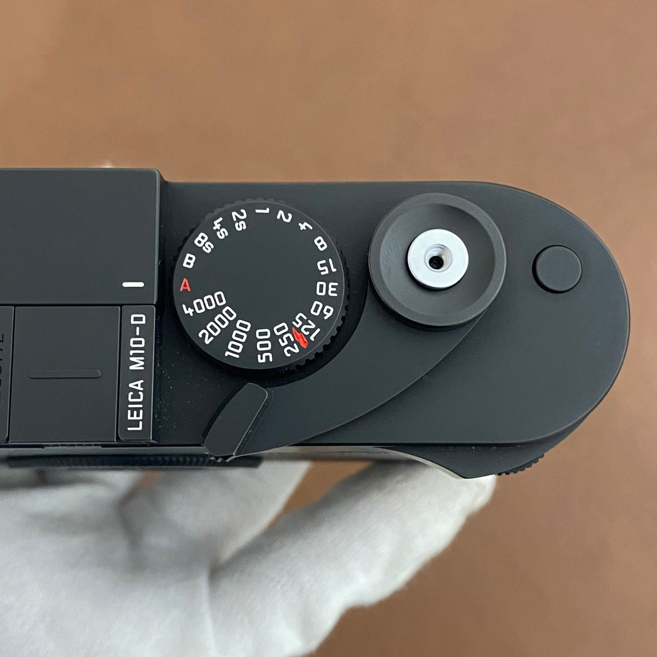 LEICA M10-D
