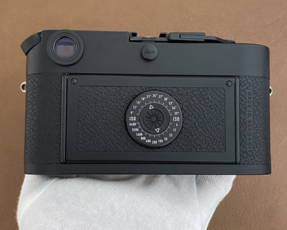 LEICA M6 10557 Black