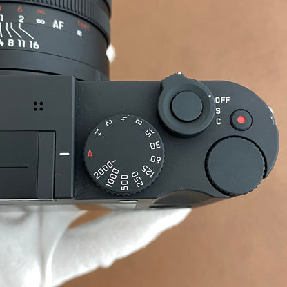 LEICA Q-P