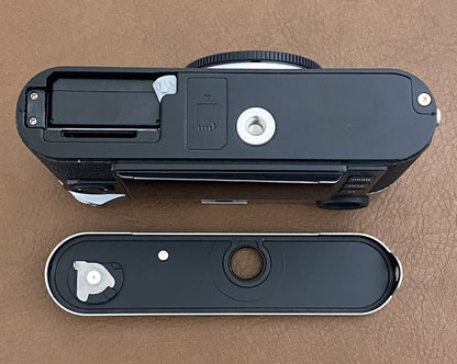 LEICA M10-R Silver Chrome 付属品完備
