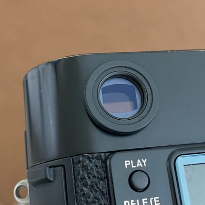 LEICA M8.2 Black Paint