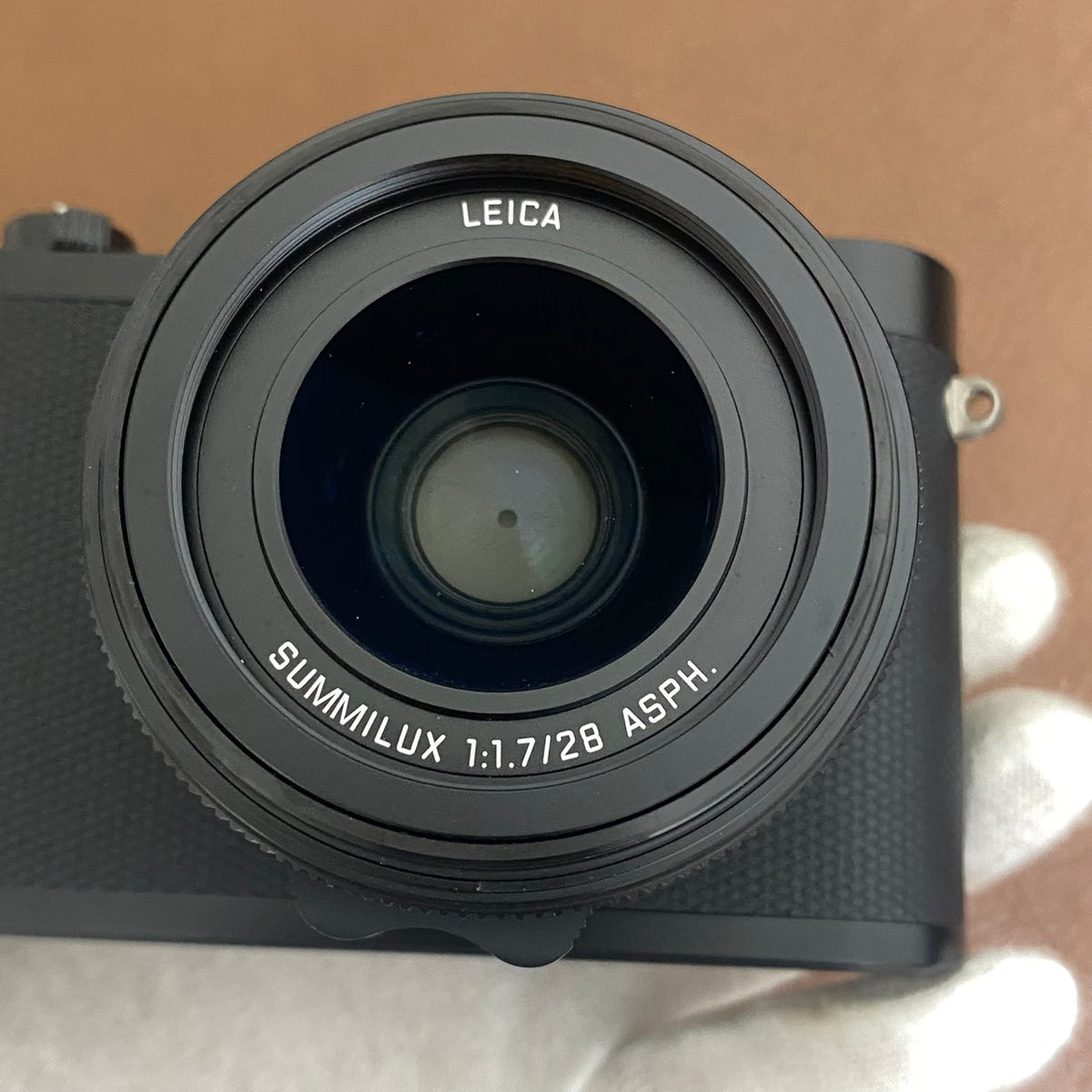 LEICA Q2