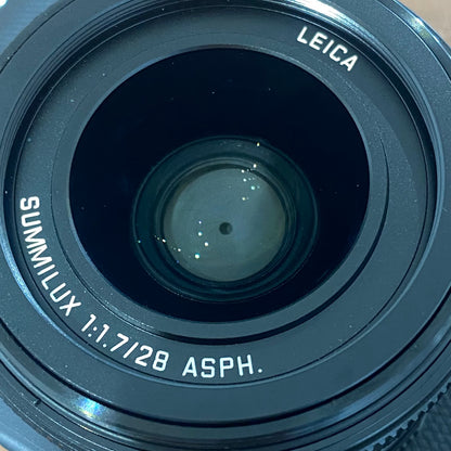 LEICA Q2