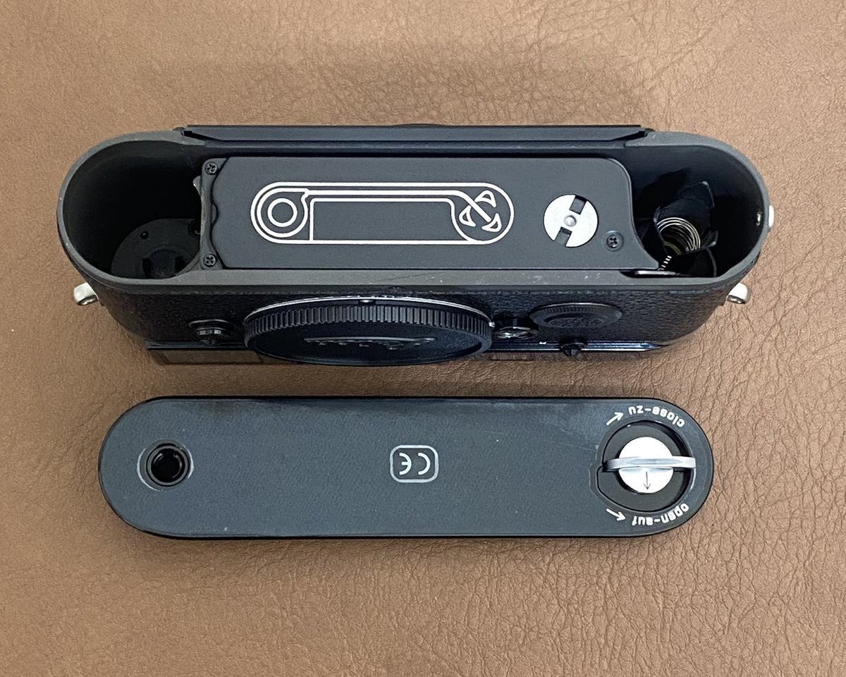 LEICA MP 0.72 Black Paint, Made in 2021, Excellent Condition
