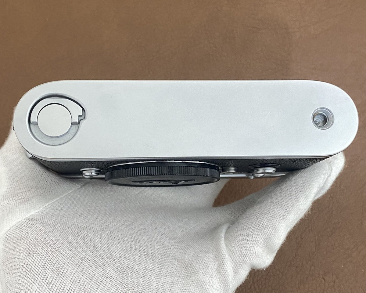 LEICA M2-R Silver Chrome R刻印入り 1969年製 メンテナンス済み 美品 箱付き