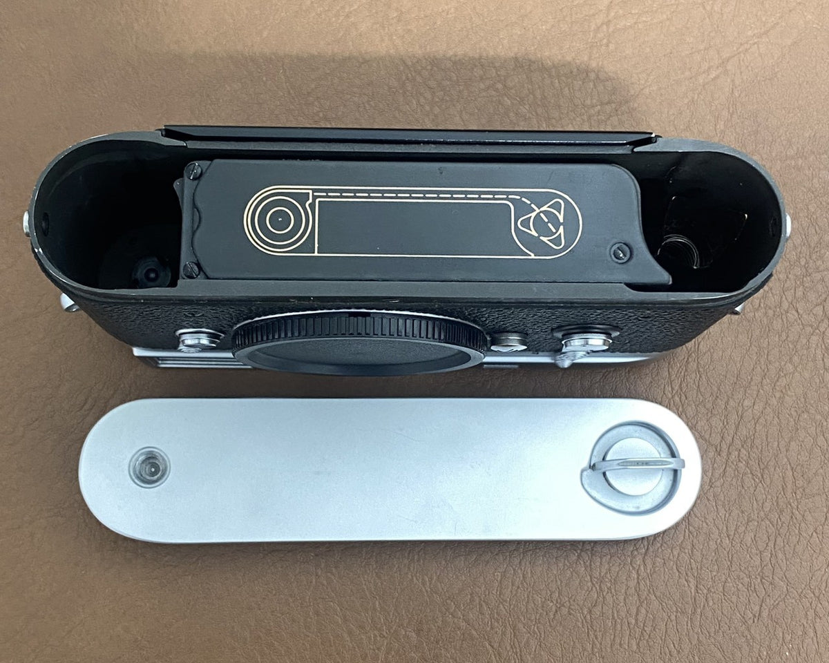 LEICA M2-R Silver Chrome R刻印入り 1970年製 OH済み
