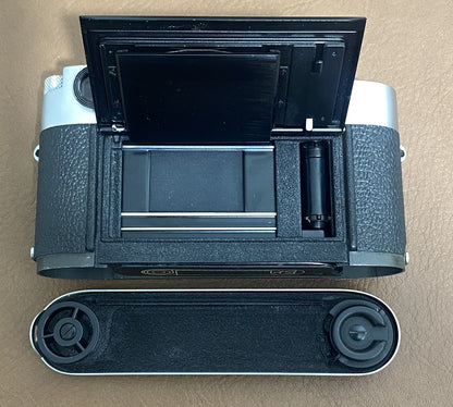 LEICA M2-R Silver Chrome R刻印入り 1970年製 OH済み